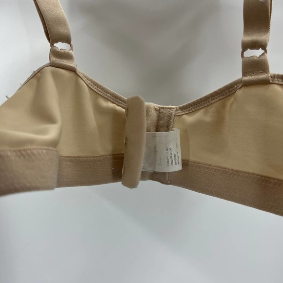 Women's Wireless Cream Beige Lightweight Comfort Bra Adjustable Straps 40D - Picture 3 of 5